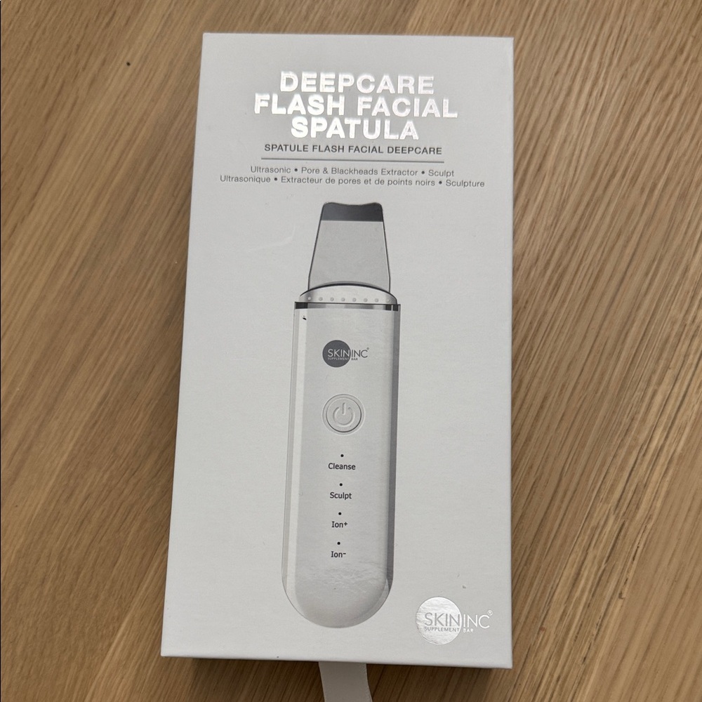 NIB Spatule Flash Facial Spatula